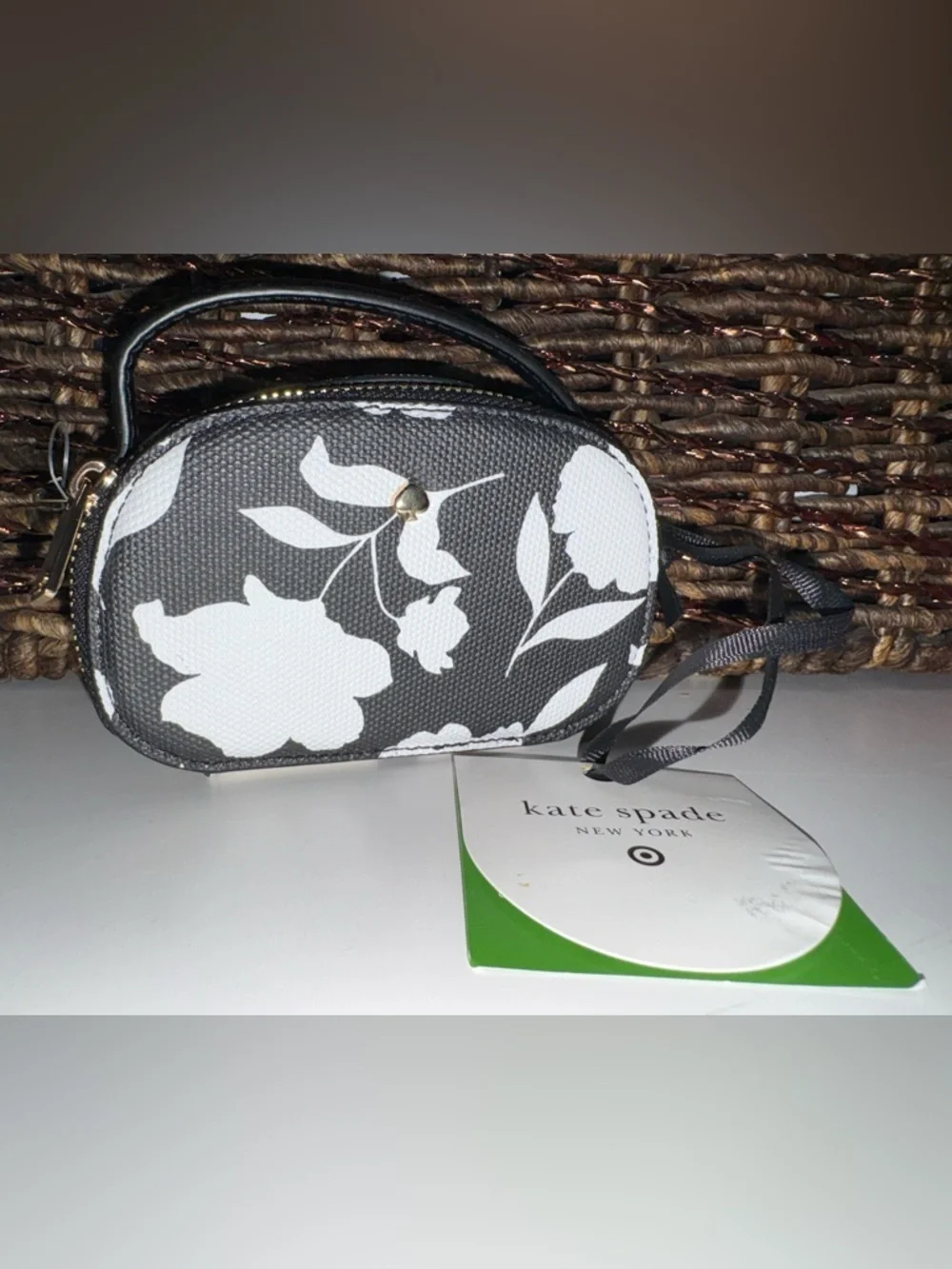 SOLD. Kate Spade Black & White Floral Mini Zip Pouch / Coin Case NWT